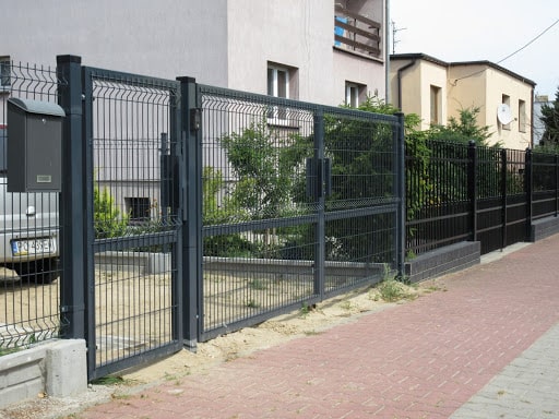 ogrodzenia-Polska-StyleFence-nowoczesne-ogrodzenia-montaż-instalacja-bramy-wjazdowe-balustrady